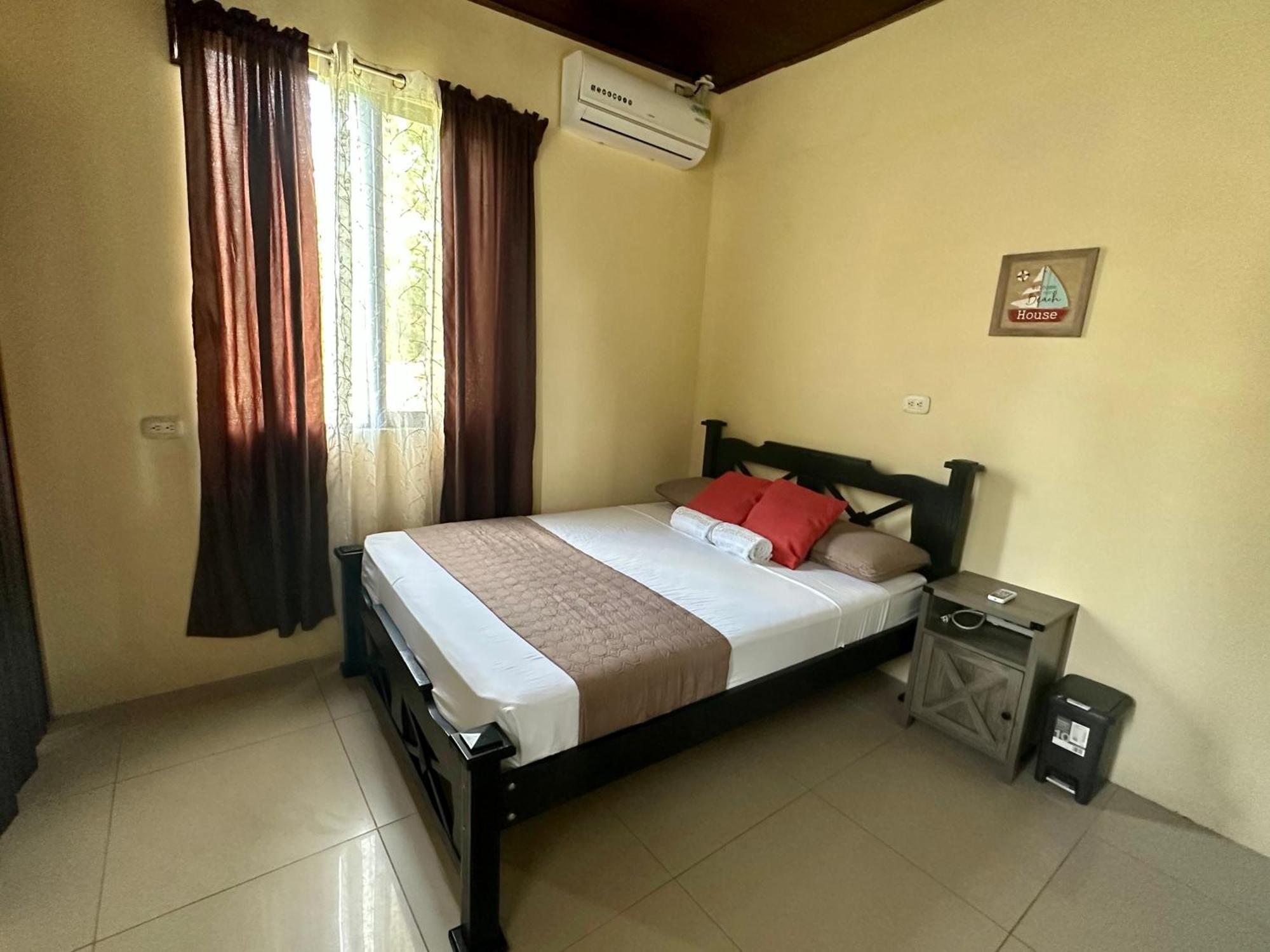 Hotel Caribbean View House Tortuguero Exterior foto